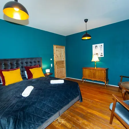 Otto Von Bismarck Apartment